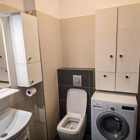 Apartment Cozy Two Downtown By Chr Luxury Propery