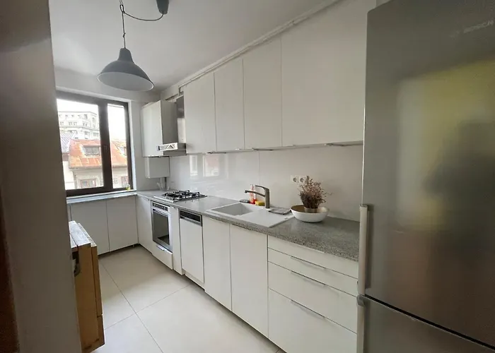 Cozy Two Downtown By Chr Luxury Propery * Bukarest