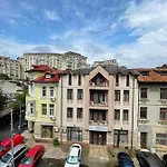 Cozy Two Downtown By Chr Luxury Propery