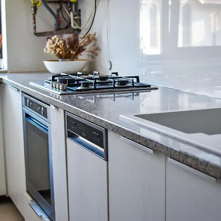 Апартаменты Cozy Two Downtown By Chr Luxury Propery Бухарест